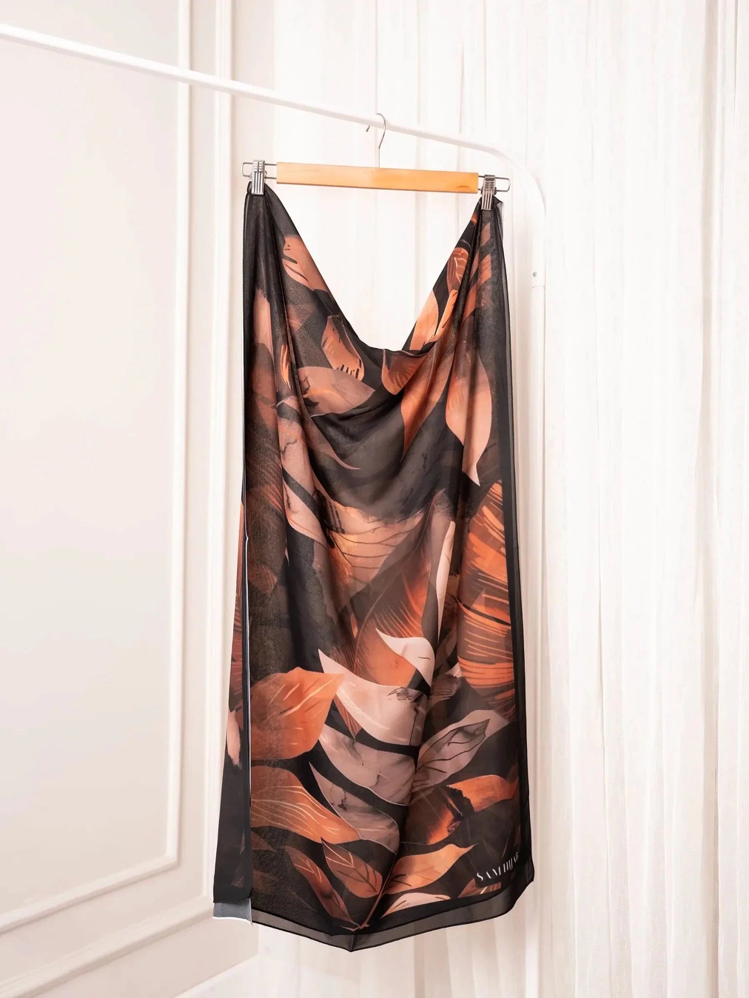 Amber Scarf