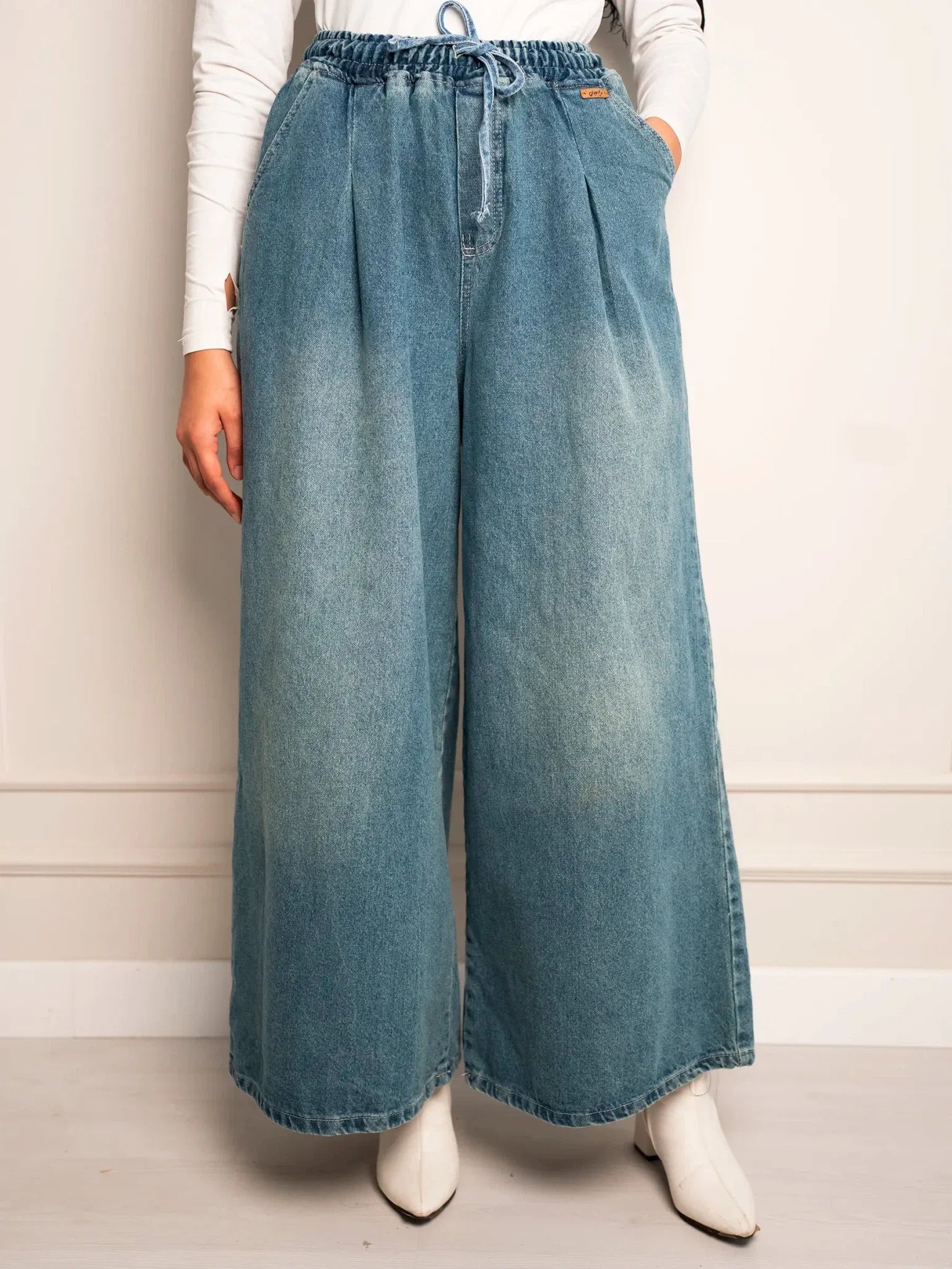 Denim Wide Leg new