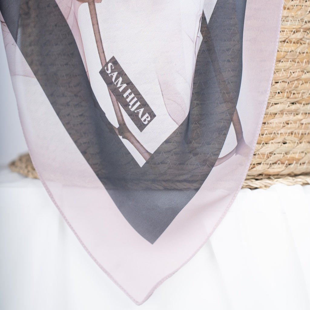 Lily Scarf