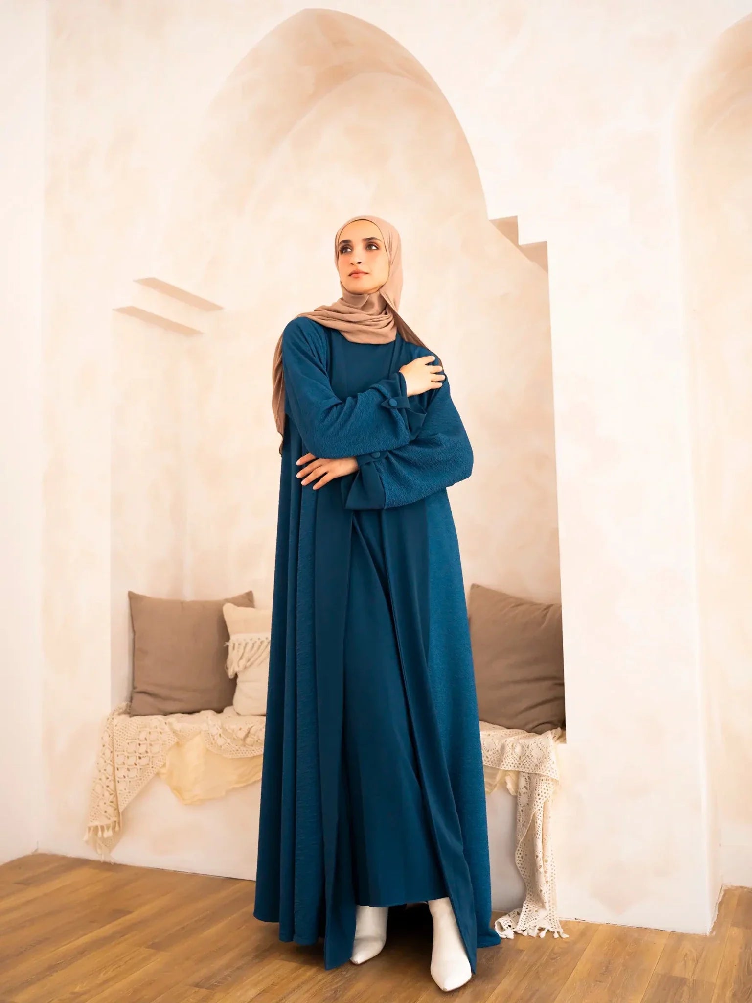 Ruwana Abaya