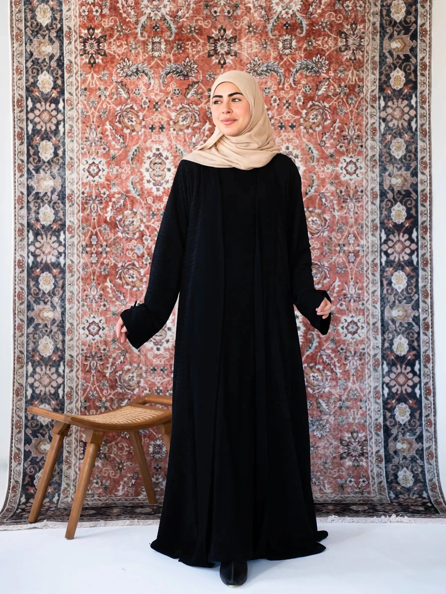 Ruwana Abaya