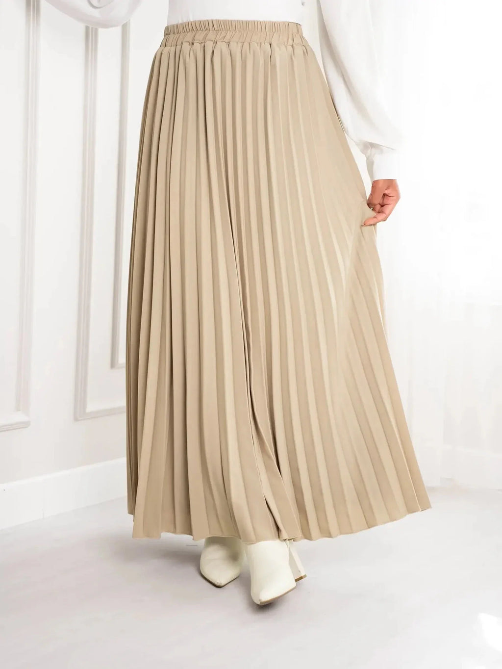Sam Pleated Skirt