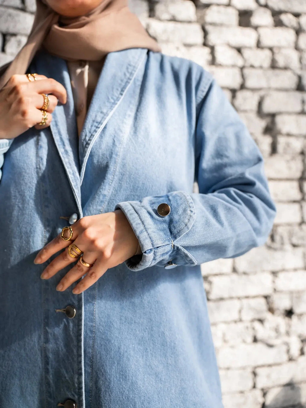 Valera Dress – The Essence of Bold Modesty